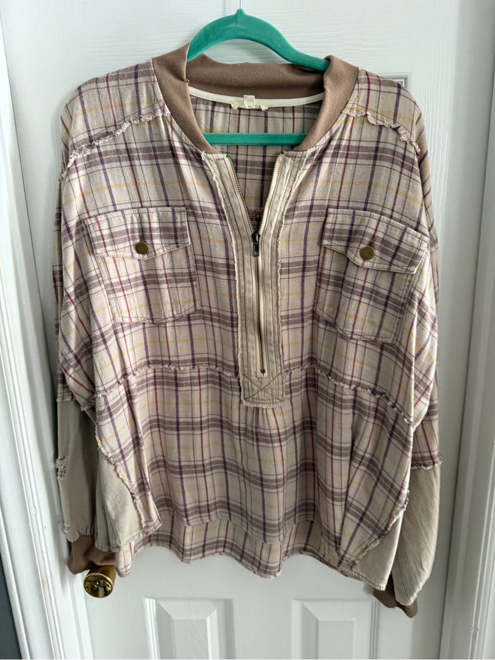 easel Plaid Pullover in Mauve, Cream and Purple